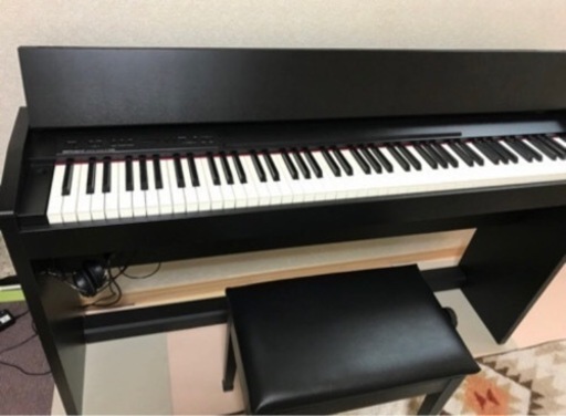 ローランド  電子ピアノ