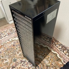 スチール製書類ケースの画像