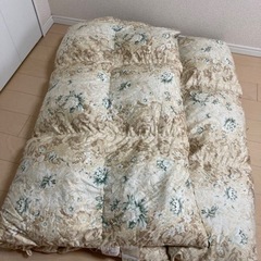 【差し上げます】西川　羽毛布団