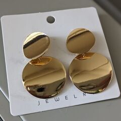 ダブルラウンドスタッドピアス（新品）の画像