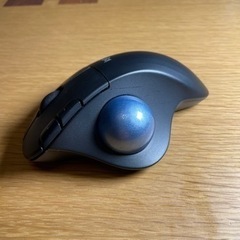 美品！トラックボールマウス ロジクールのErgo M575の画像