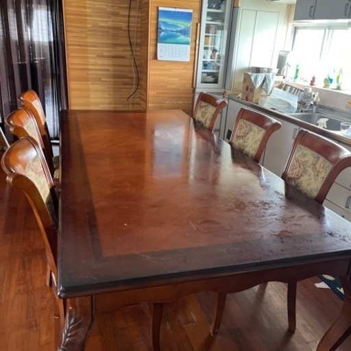 ダイニングテーブル