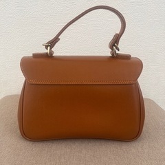 クォーター　ハンドバッグの画像