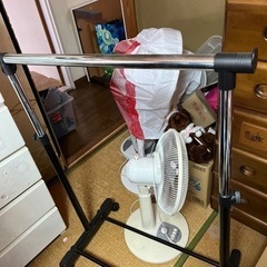 ハンガーラック