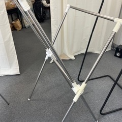 ハンガーラック2つの画像