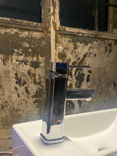 手洗い洗面器　水栓セット　未使用品