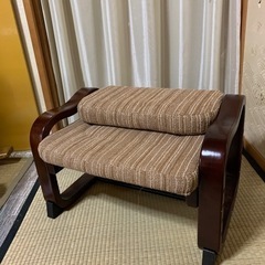 背もたれの倒れる椅子【正座しにくいとき重宝します】の画像
