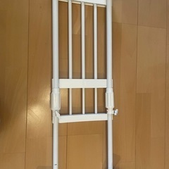 つっぱり棚の画像