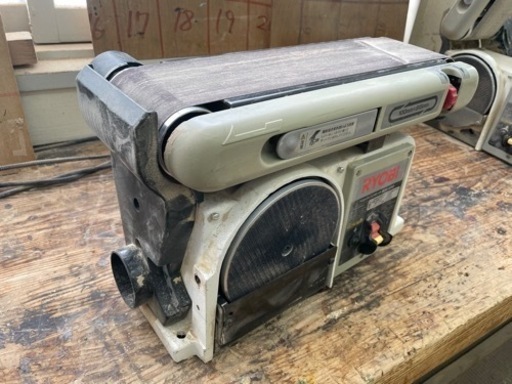 ベルトディスクサンダー、リョービBDS-1010、100mm × 915mm