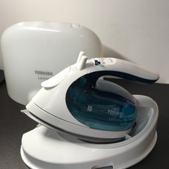 東芝　コードレススチームアイロン