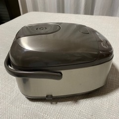 炊飯器の画像