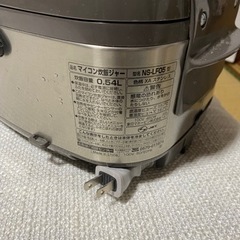 炊飯器の画像