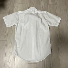 【未使用】シャツ半袖　ホワイト
の画像