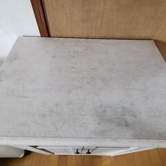 小型食器棚(ニトリ)の画像