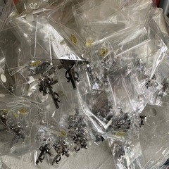 109個まとめ売りアクセサリー仕入れ十字架イエスキリストブラックネックレスメンズチャームの画像