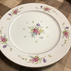 直径34センチ　大皿