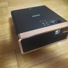 【値下げしました！】エプソン　プロジェクター dreamio E...