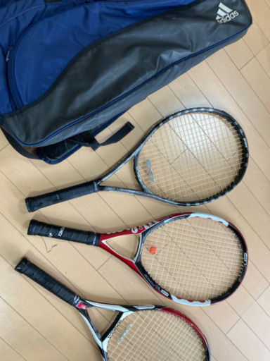 テニスラケット３本　バッグ付き