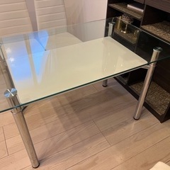 美品 ガラス ダイニング テーブル