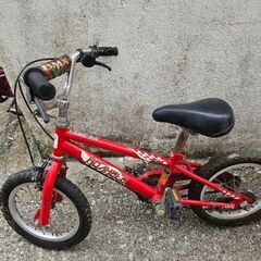 子供用自転車 タイヤパンクの為無料