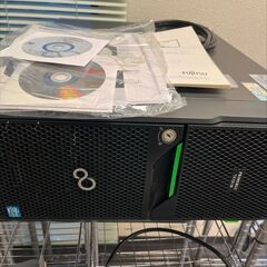 インテル® Xeon® プロセッサー E5 ファミリーを搭載　H...