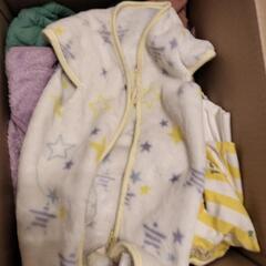 ユニクロ　キッズ洋服80cmの画像