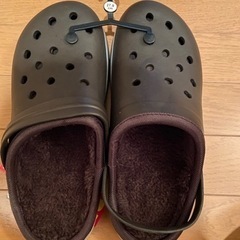 新品クロックス風、モコモコ✨