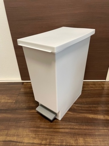 美品✨ペダル式 ゴミ箱
