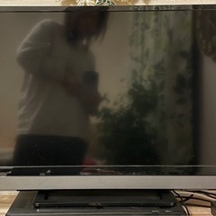 32インチ　東芝　テレビ