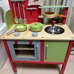 トイザらス　Janod ジャノー　木製ビストロキッチン