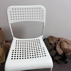 椅子を無料で差し上げます