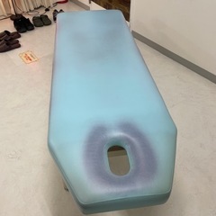 無料マッサージベッド