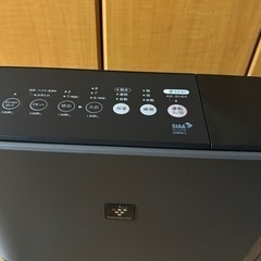 シャープの加湿器&暖房機¥16000の画像