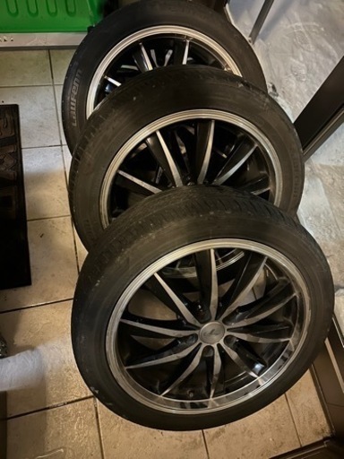 レオニス ホイール 18インチ