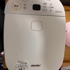 炊飯器の画像