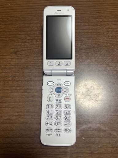 らくらくホン　F-01M  ガラケー
