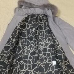 グレー中綿ジャケットの画像