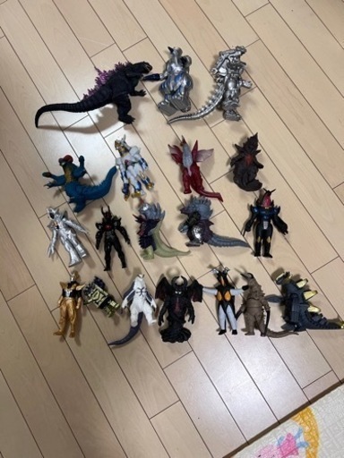 ゴジラ\u0026ウルトラ怪獣計20個(明日まで)