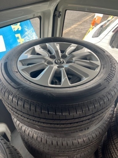 トヨタ純正　16インチ