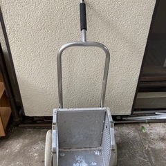 リヤカーの画像