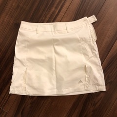 adidas レディース　ゴルフスカート