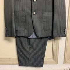 入園、卒園式用のスリーピース　スタイリッシュですの画像