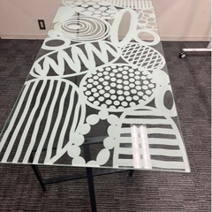 ガラステーブル、超美品　おしゃれで可愛いです。の画像