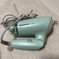 【無料】パナソニック　ドライヤー　EG-NE26