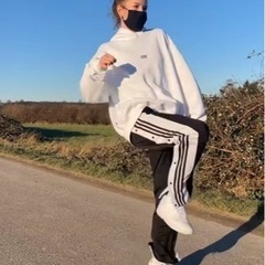 シャッフルダンスやりませんか？