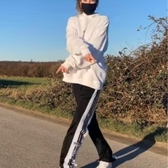 シャッフルダンスやりませんか？ - 友達