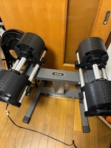 フレックスベル32kg 2kg刻み 可変式 ダンベル　NUO BELL & 専用スタンド、グローブ、ベンチ