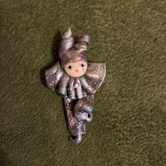 ハンドメイド ブローチ ピエロ