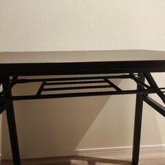 在宅用テーブルの画像