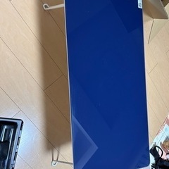 テーブル